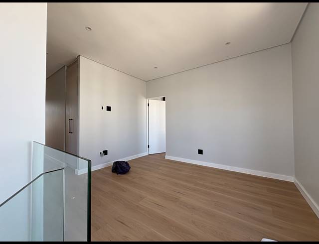 4 BEDROOM HOUSE FOR SALE IN SANDOWN